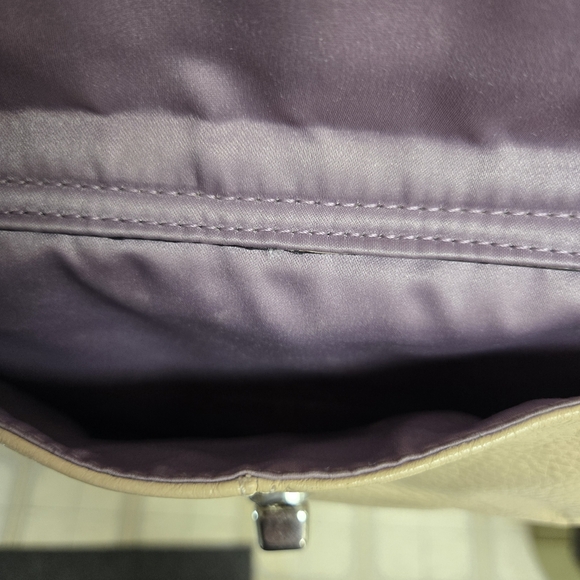 Coach Cream Shoulder Bag with Metallic Accents - Picture 3 of 8